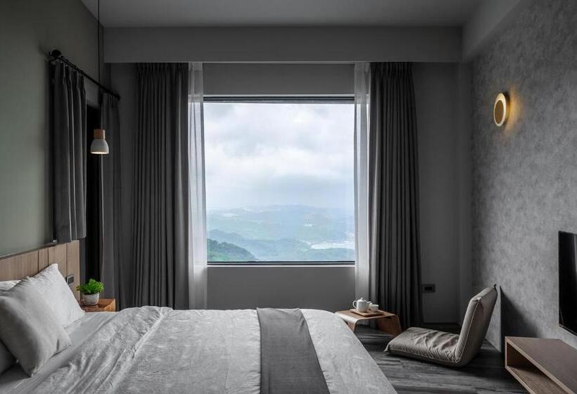 اتاق استاندارد با بالکن و چشمانداز دریا, Two Easy Inn