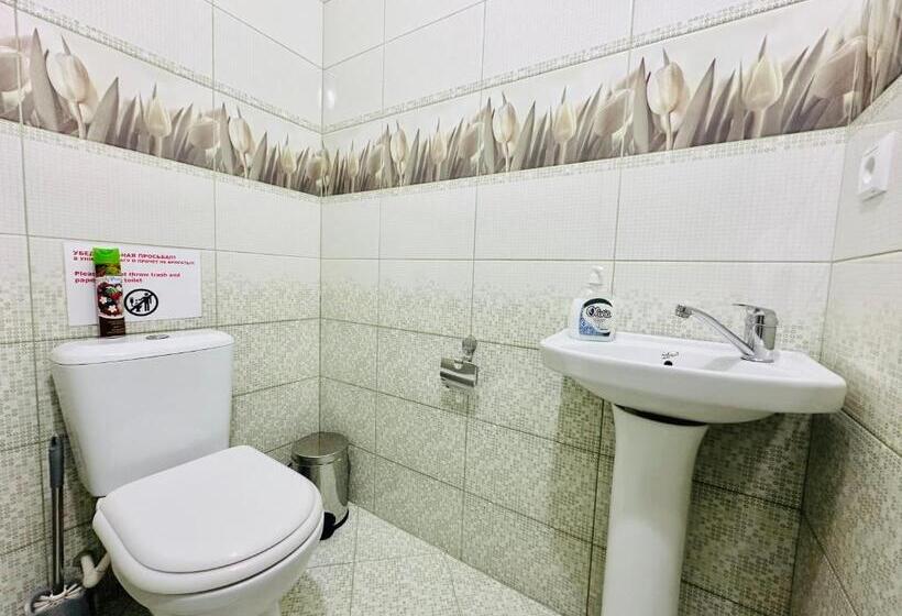 غرفة قياسية رباعية, Dervish Hostel