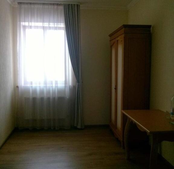 חדר סטנדרט יחיד, арт готель династія