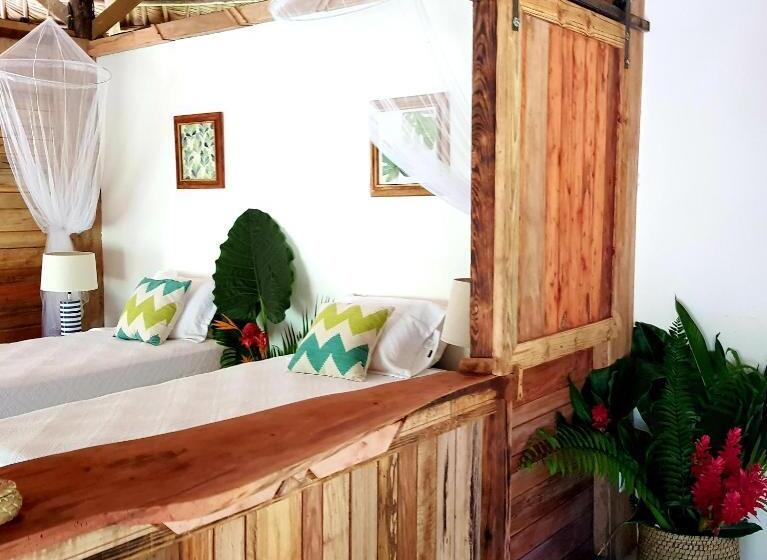 اتاق لوکس, El Valle Lodge