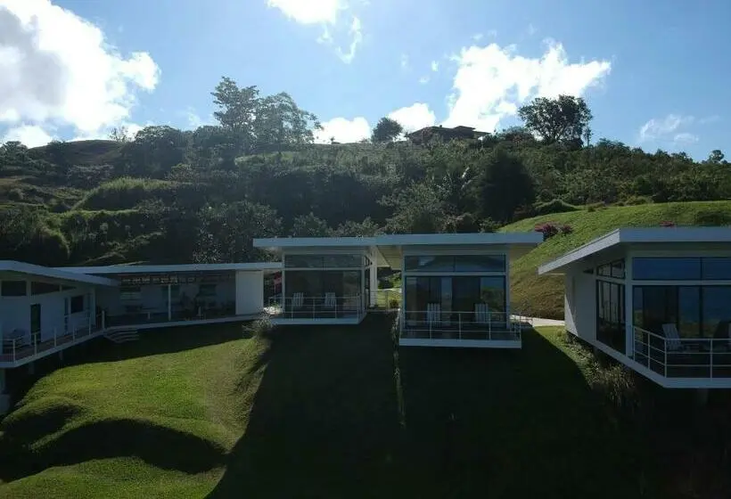 Standard studio with lake view, Laguna Arenal