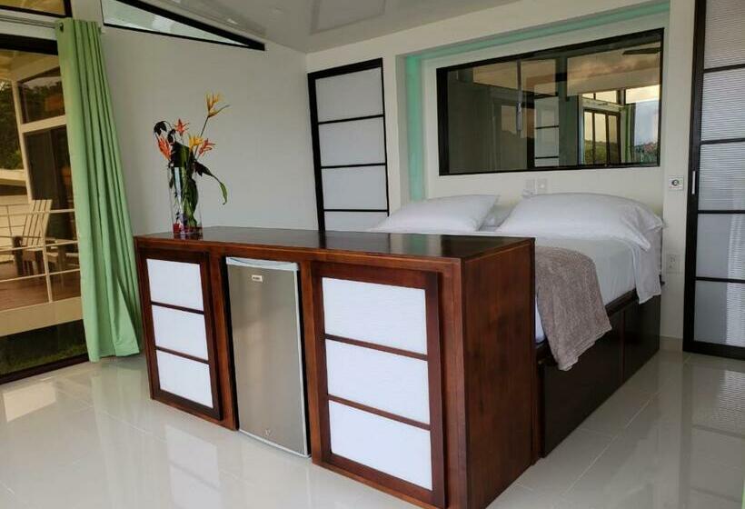 Standard studio with lake view, Laguna Arenal