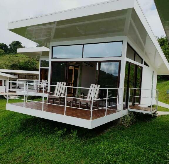 Standard studio with lake view, Laguna Arenal