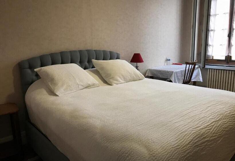 غرفة قياسية, Logis Le Cheval Blanc