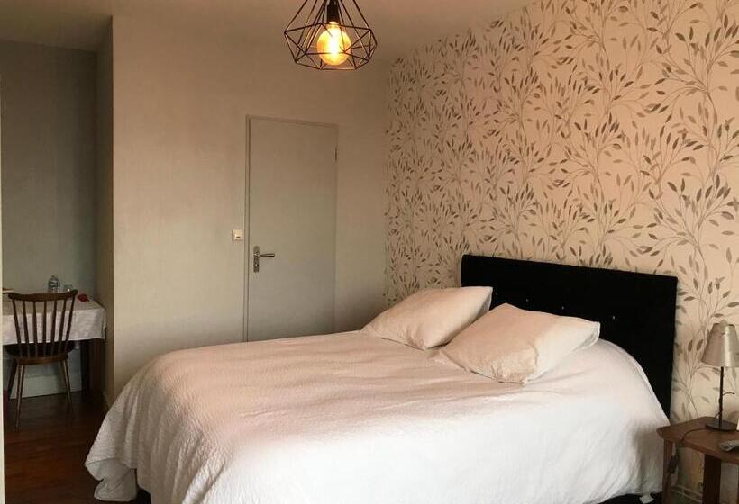 Номер Стандарт, Logis Le Cheval Blanc
