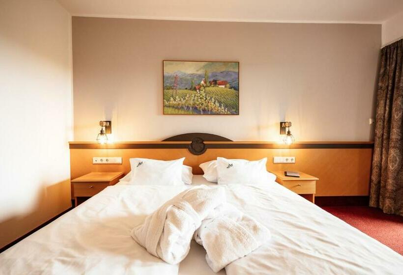 غرفة قياسية, Weingut Tschermonegg