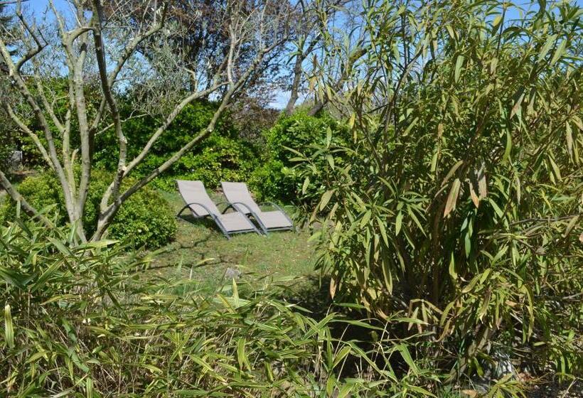 منزل غرفة نوم واحدة, La Bastide De Sauvetas