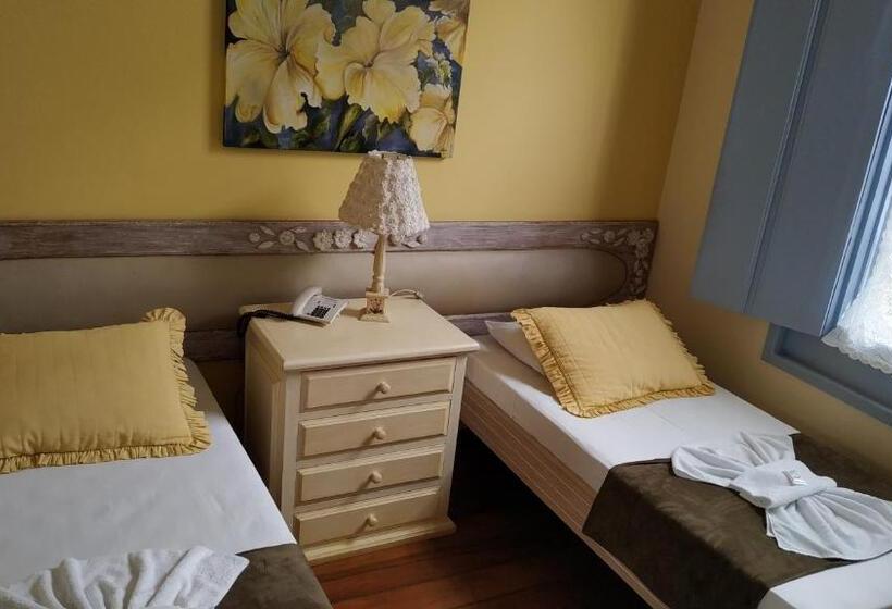 스탠다드 룸, Pousada Casarão Noronha Kauage