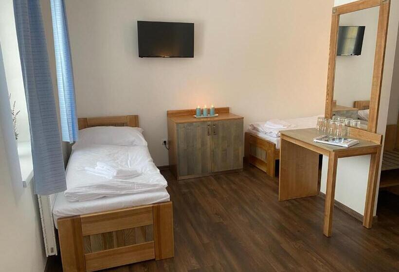 4인용 스탠다드 룸, Resort Rybníček