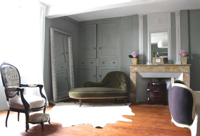 סוויטת ג'וניור דלוקס, Vintage Vert