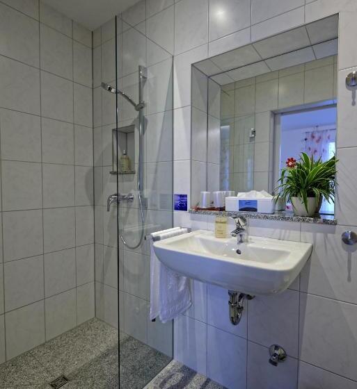 Номер Стандарт с Балконом, Gästehaus Am Hochsimmer