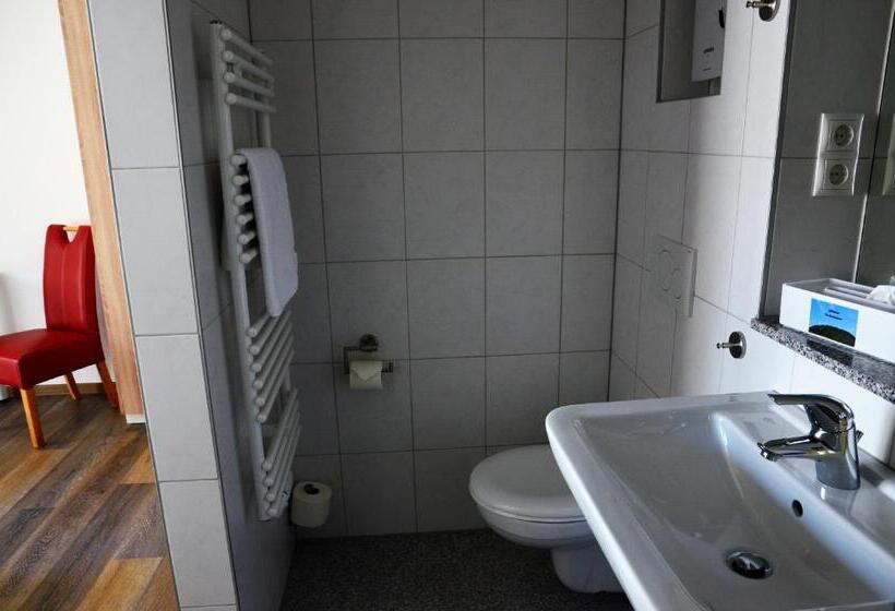 Номер Стандарт с Балконом, Gästehaus Am Hochsimmer