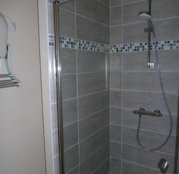 スタンダードトリプルルーム, La Bercéenne