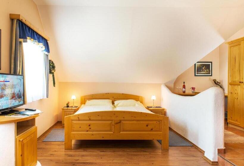 Номер Стандарт, Landhof Steinbäck