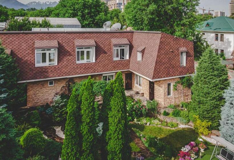 آپارتمان 1 خوابه با چشمانداز باغ, апартаменты в гостевом домике