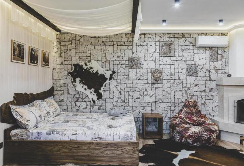 اتاق استاندارد با تخت بزرگ, апартаменты в гостевом домике