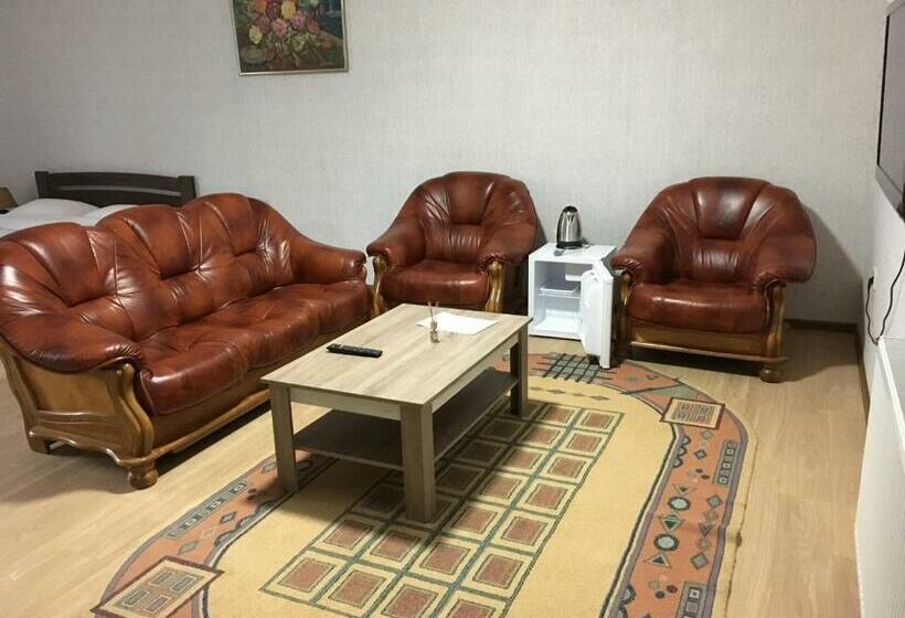 Chambre Supérieure Lit King Size, гостевой дом юран