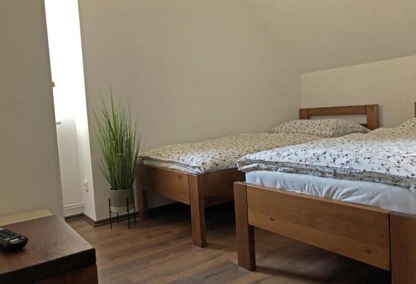 スイート（家族用）, U Matyase