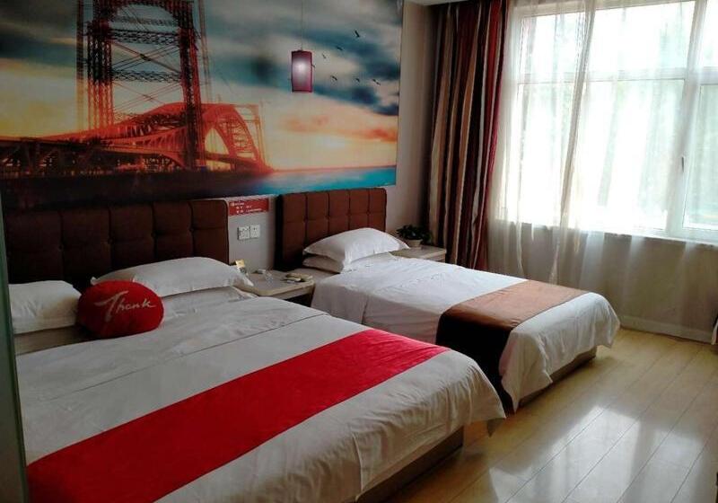 패밀리 룸, Thank Inn Chain Hotel Dong Town Dahuaishu