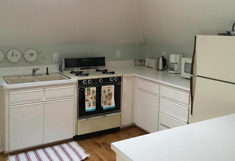 בית, חדר שינה 1, Cowper Inn