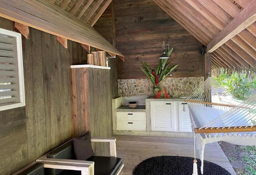 ویلای استاندارد با چشمانداز باغ, Finca Vela Lodge