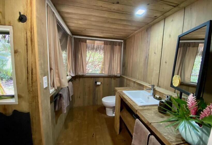 بانگلوی لوکس, Finca Vela Lodge