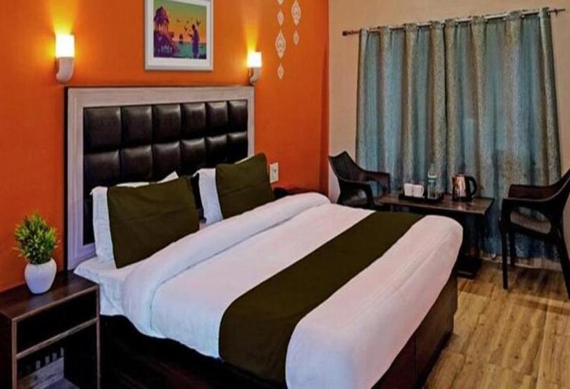 Номер Deluxe, Fabhotel Kk Residency