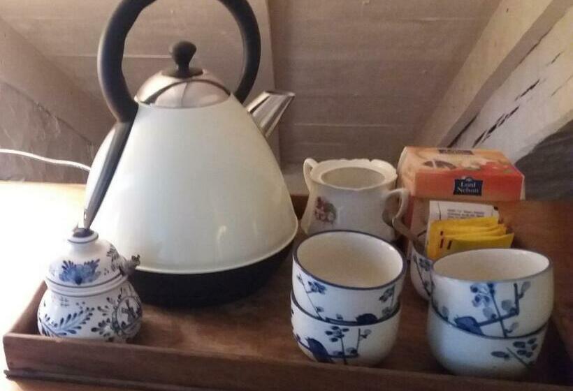 חדר משפחתי, Domaine D Angel Berg