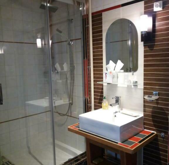 חדר משפחתי, Domaine D Angel Berg