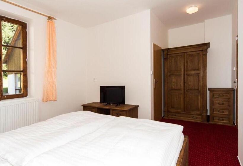 标准间, Penzion Pod Houskou