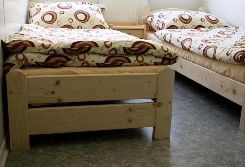 חדר סטנדרט יחיד, Sportovní Areál Horní Počaply