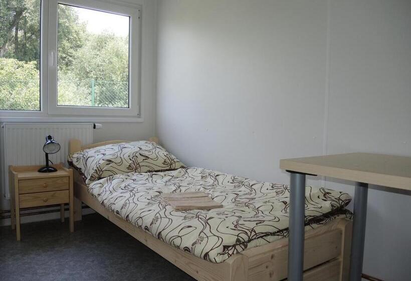 חדר סטנדרט יחיד, Sportovní Areál Horní Počaply