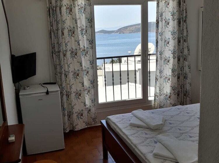 Номер Стандарт Вид на Море, Berg Otel