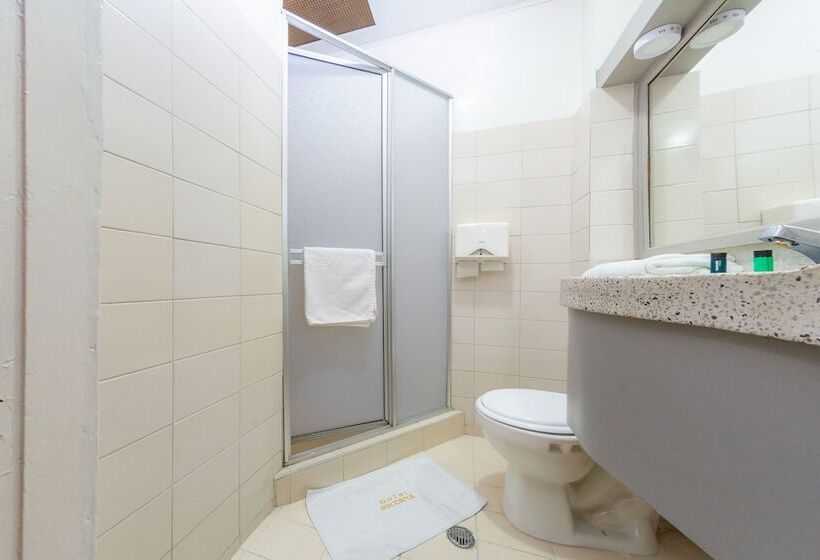 Quarto Estandar, Ayenda Escorial 1936