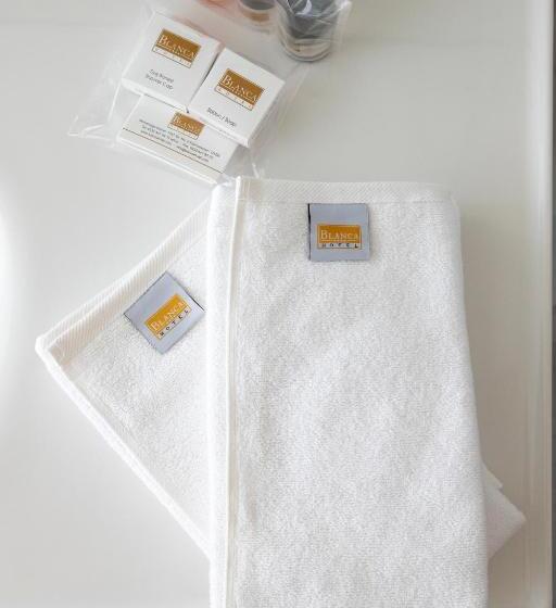 行政家庭房, Blanca