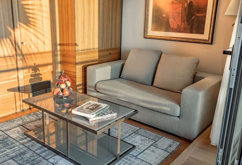 Люкс Superior Вид на Море, D Maris Bay