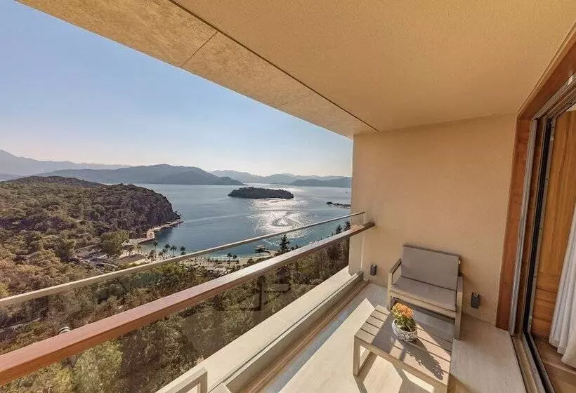 Superior Suite Sea View, D Maris Bay
