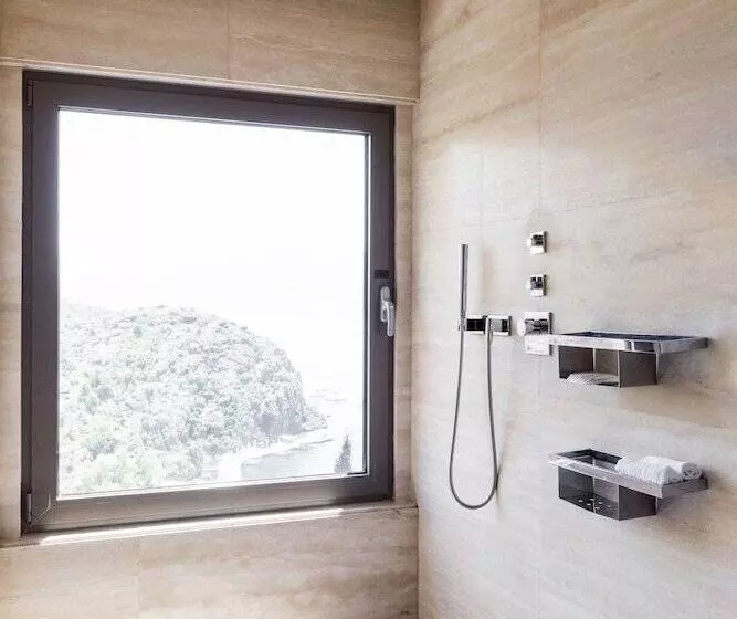 Superior Suite Sea View, D Maris Bay