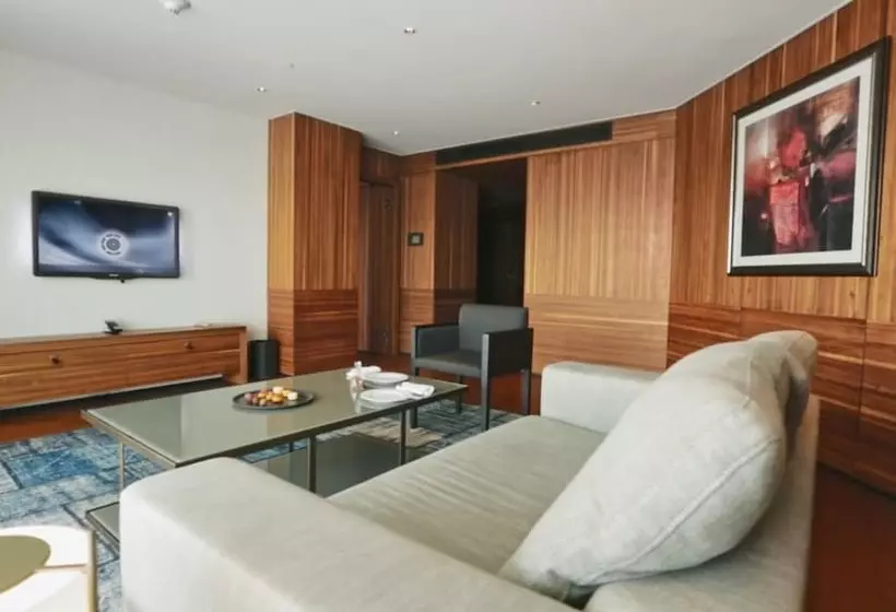 Executive Suite Sea View, D Maris Bay