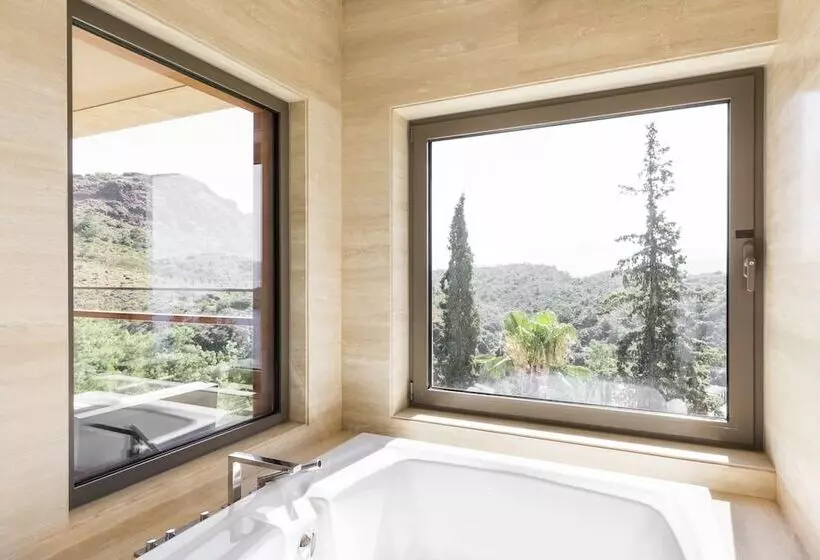 Executive Suite Sea View, D Maris Bay