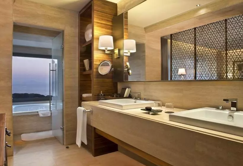 Premium Suite Sea View, D Maris Bay