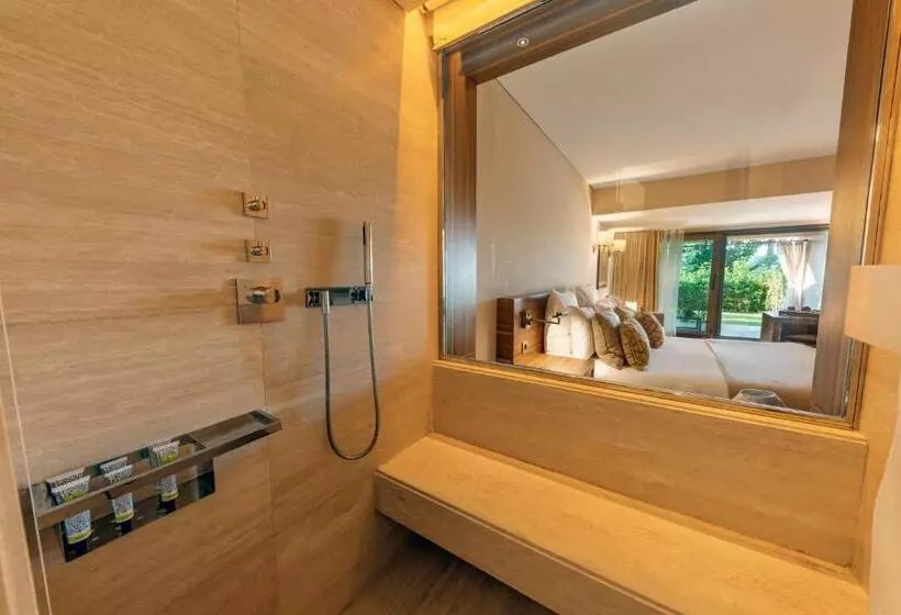 Superior Interior Room, D Maris Bay