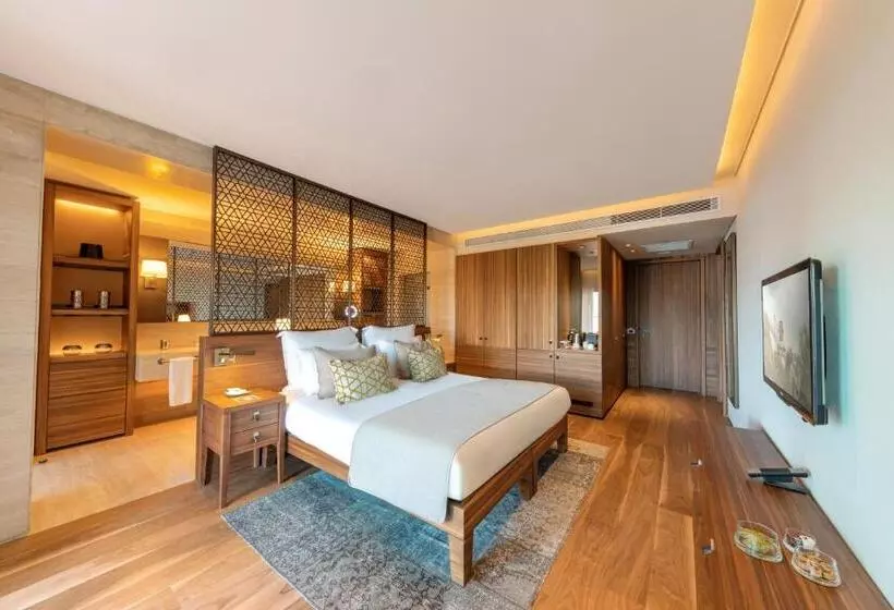 Deluxe Interior Room, D Maris Bay