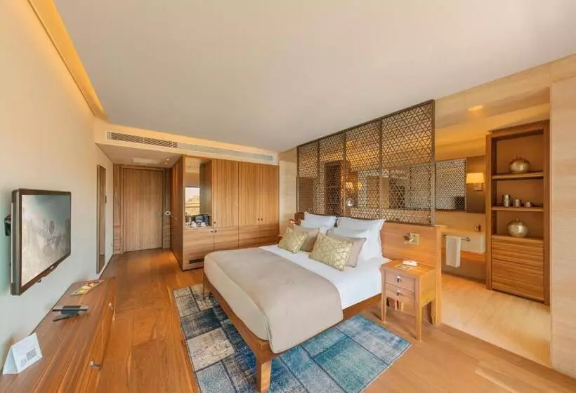 Deluxe Room Sea View, D Maris Bay