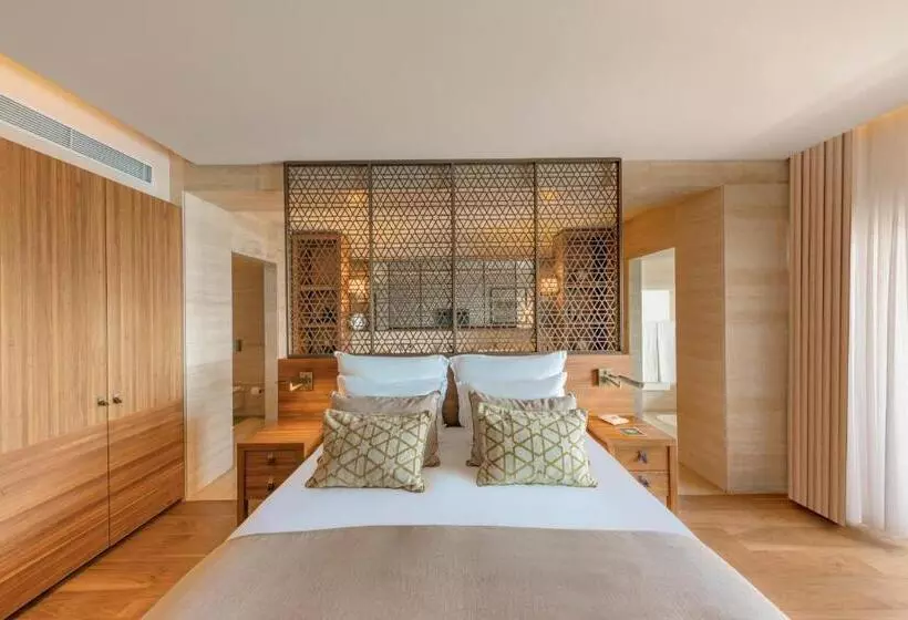 Deluxe Room Sea View, D Maris Bay