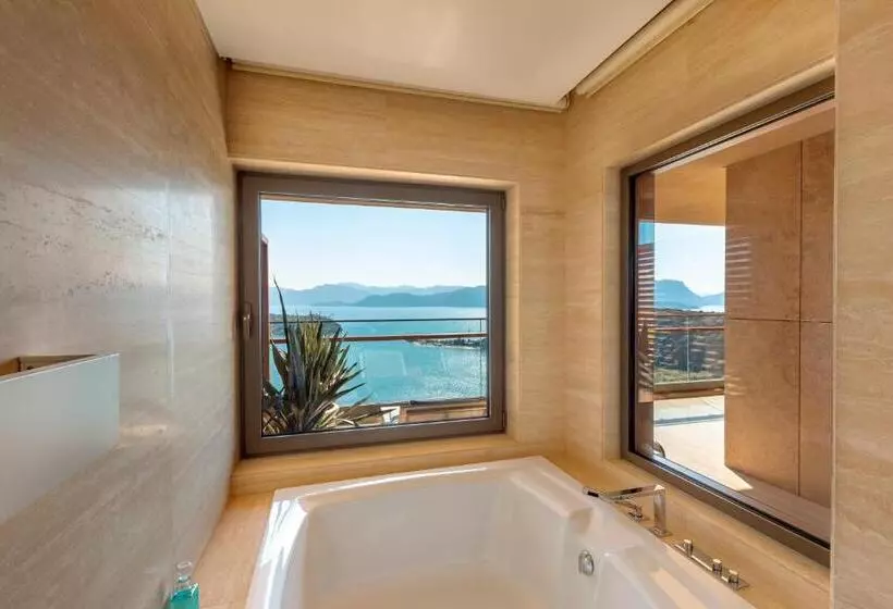 Junior Suite Sea View, D Maris Bay