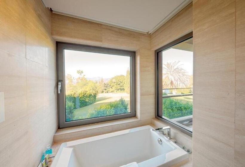 Представительский люкс с видом, D Maris Bay