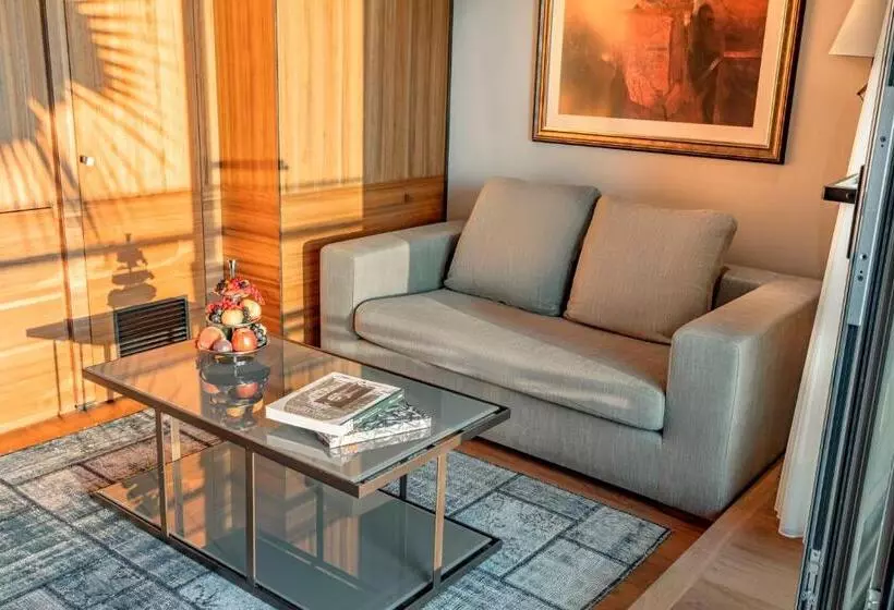 Superior Suite Sea View, D Maris Bay