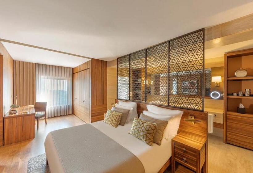 Люкс Superior Вид на Море, D Maris Bay