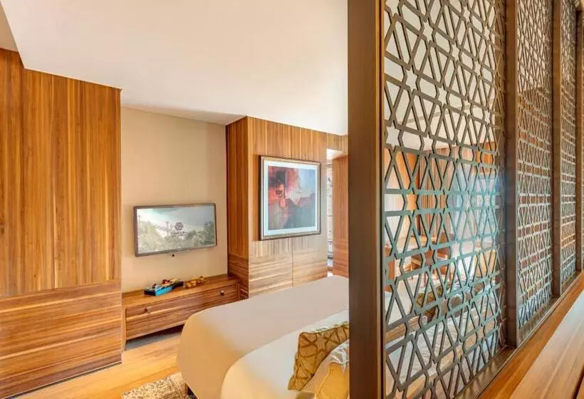 Superior Suite Sea View, D Maris Bay